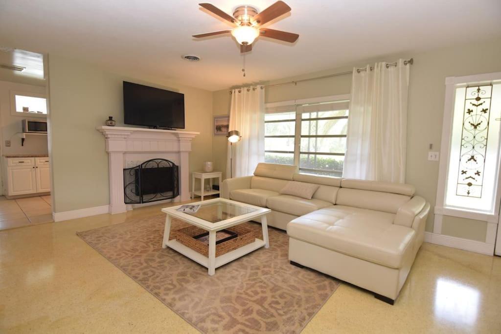 Rowena House 2Bd Den 2Bth Heated Pool Near Siesta Key Villa Sarasota Exterior photo