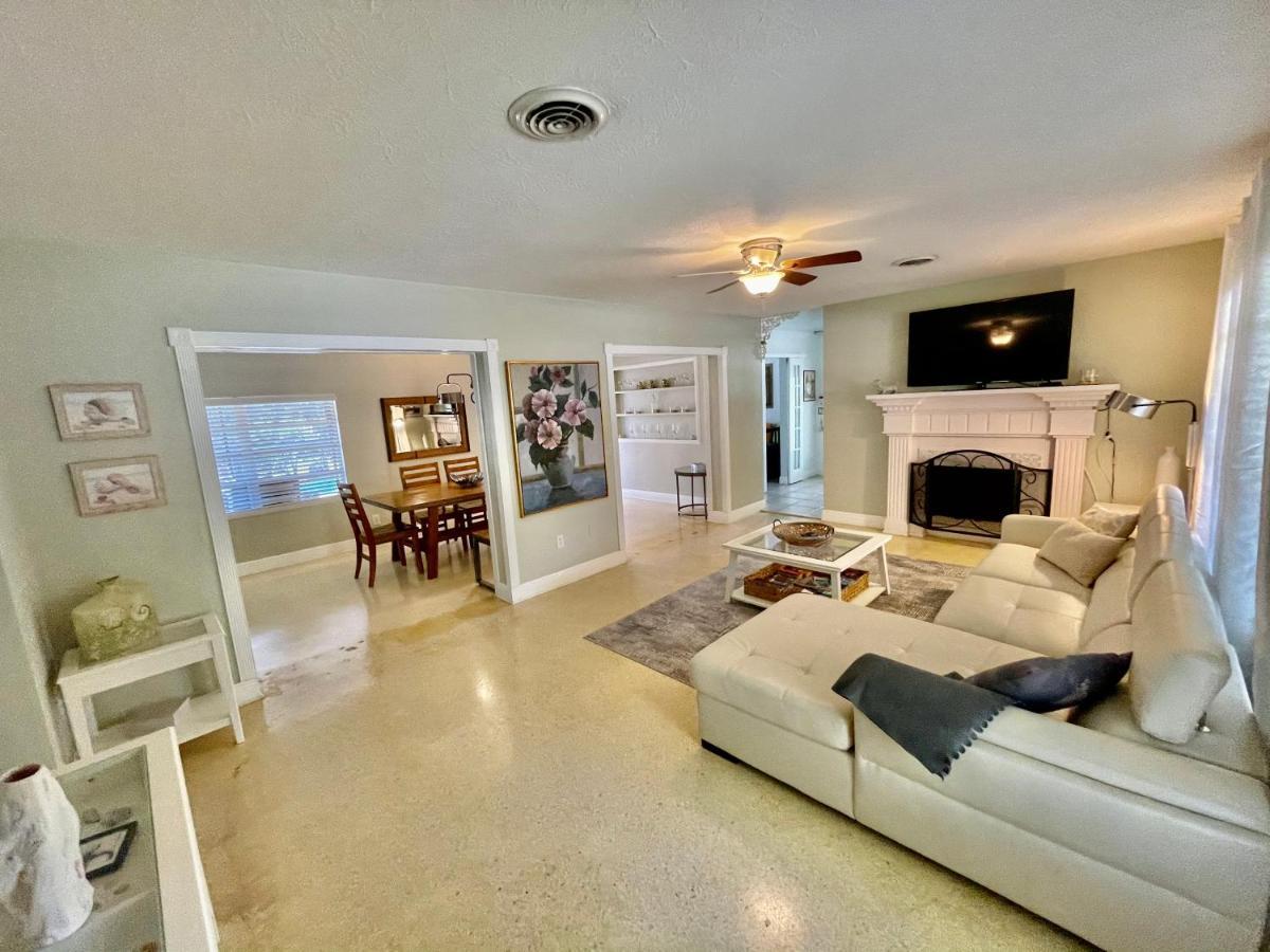 Rowena House 2Bd Den 2Bth Heated Pool Near Siesta Key Villa Sarasota Exterior photo