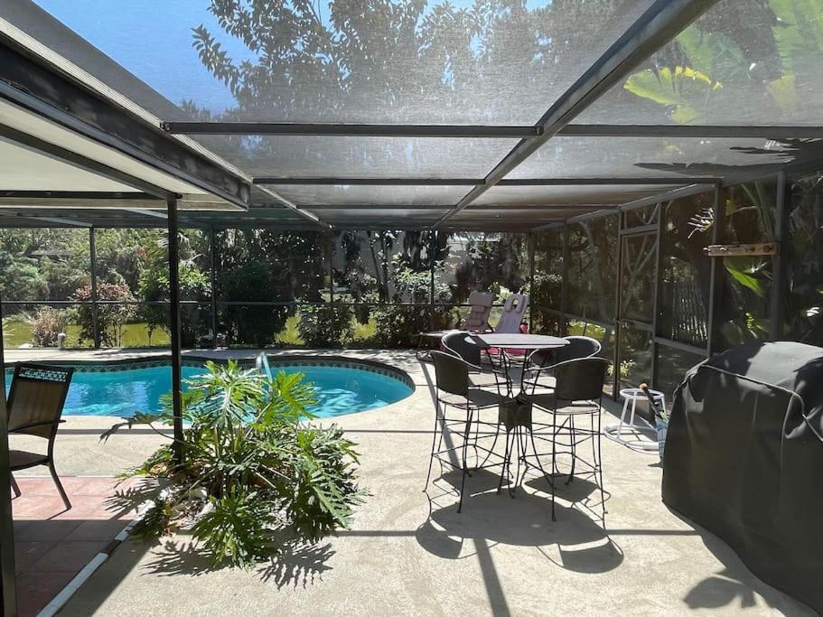 Rowena House 2Bd Den 2Bth Heated Pool Near Siesta Key Villa Sarasota Exterior photo