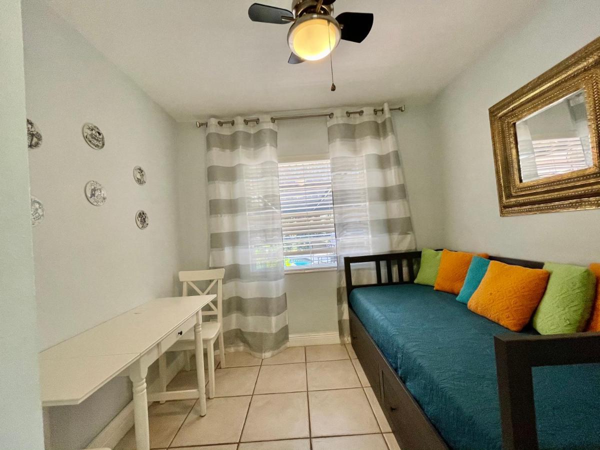 Rowena House 2Bd Den 2Bth Heated Pool Near Siesta Key Villa Sarasota Exterior photo