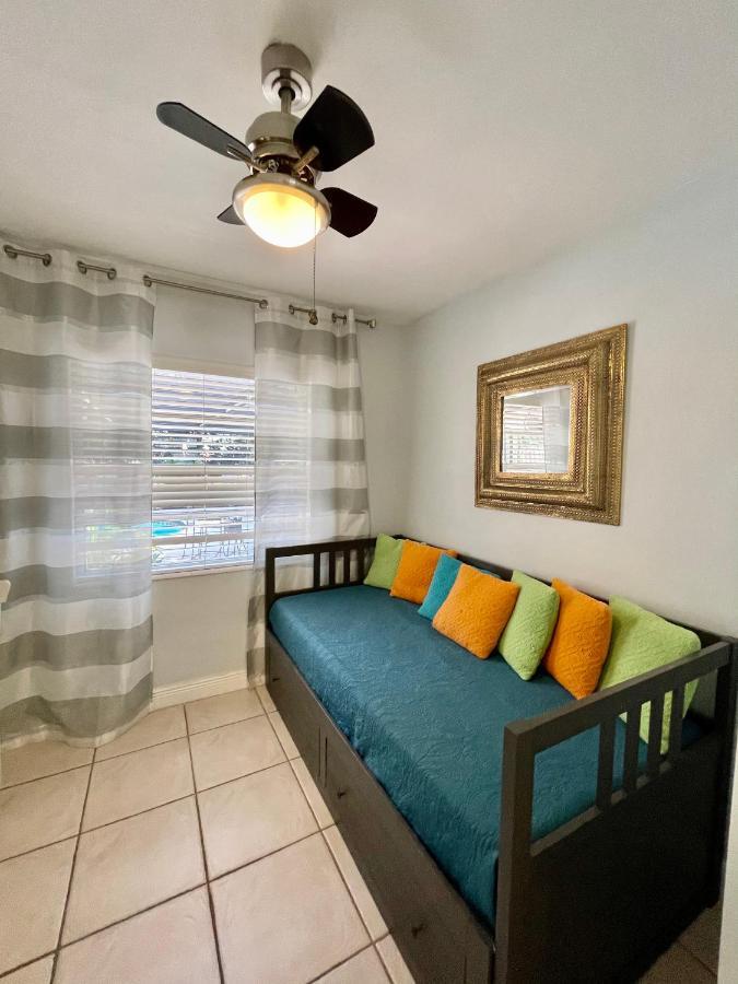 Rowena House 2Bd Den 2Bth Heated Pool Near Siesta Key Villa Sarasota Exterior photo